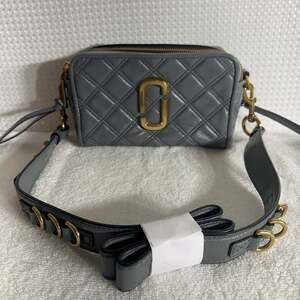 Marc Jacobs The Quilted Softshot 21 Crossbody Camera Bag in Cement Grey Lambskin